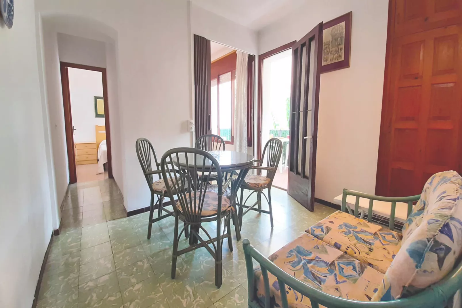 Lladó 2-Living room