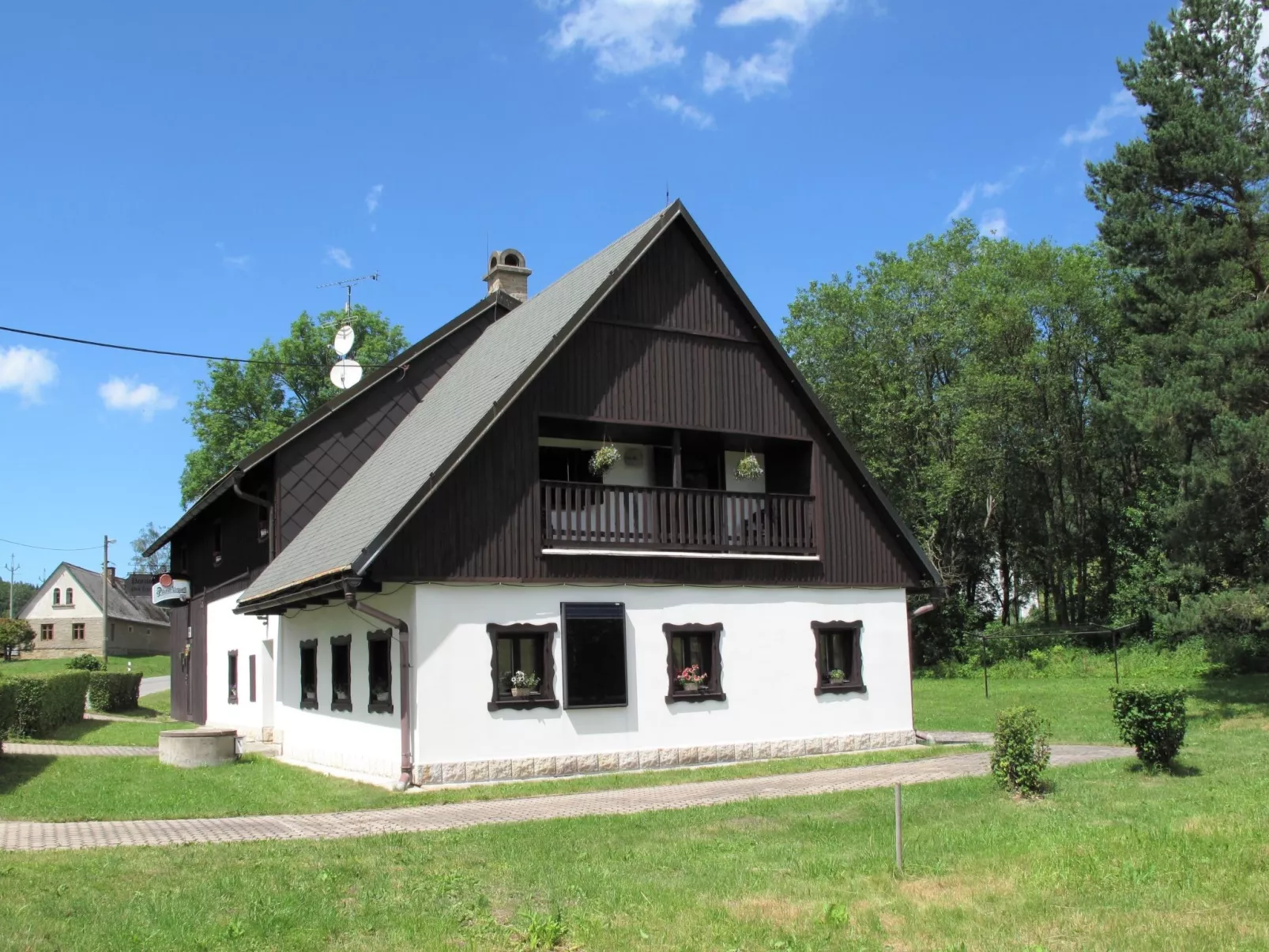 Hodkovice-Outside