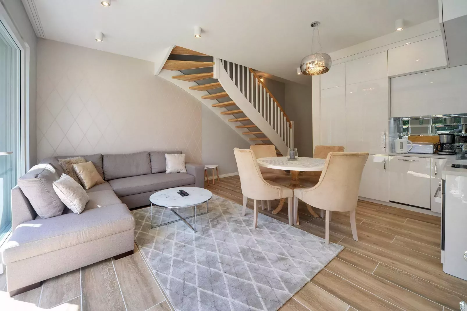 Apartament Łódzka 1B Pobierowo-Wohnzimmer