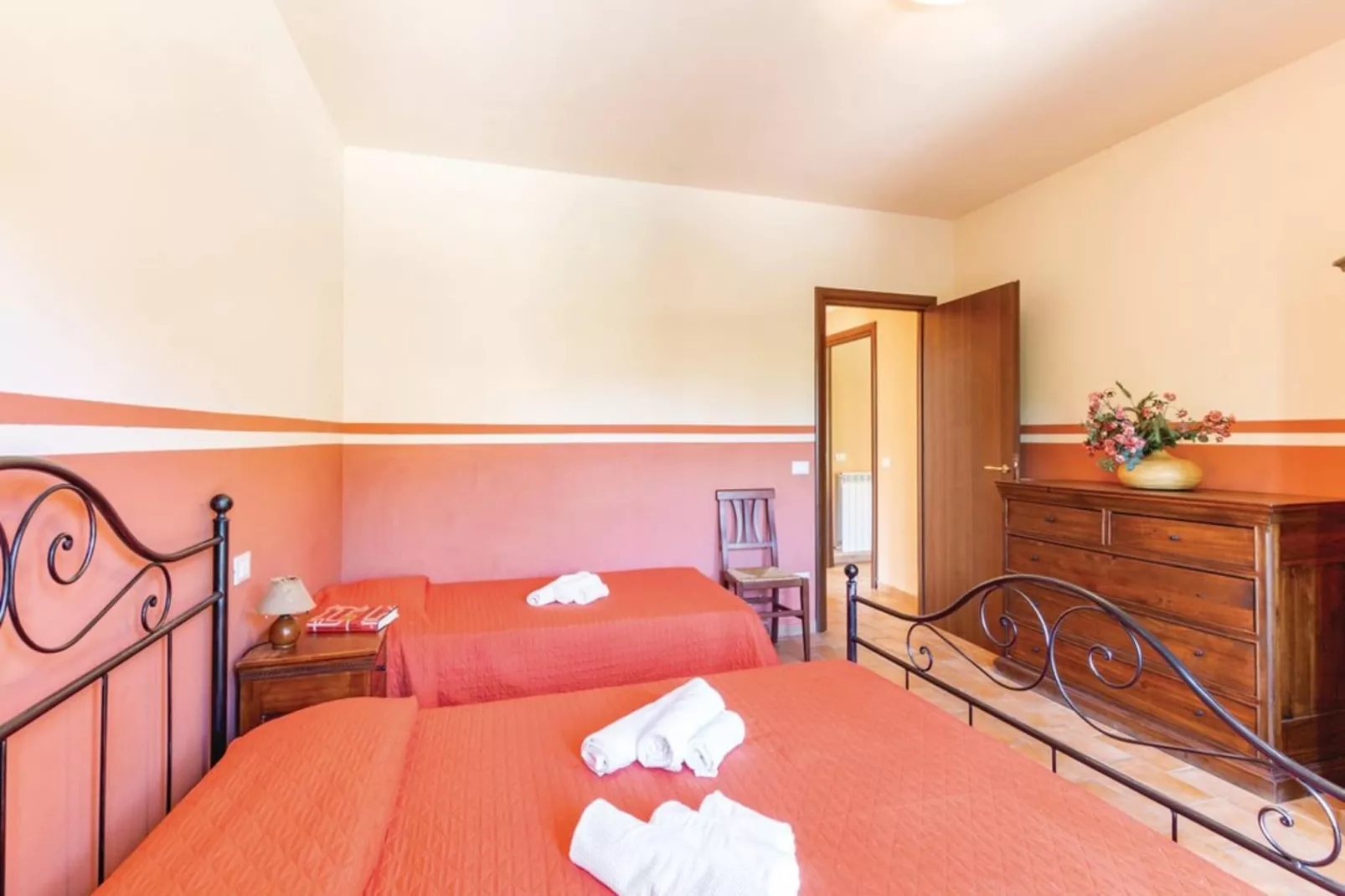 Avena-Bedroom