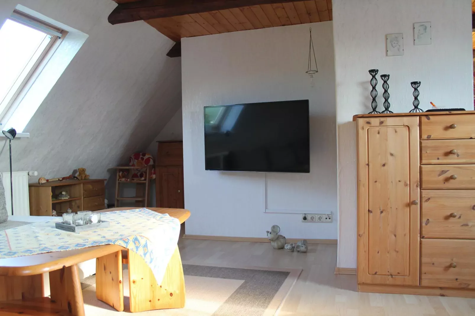 Andrea-Living room