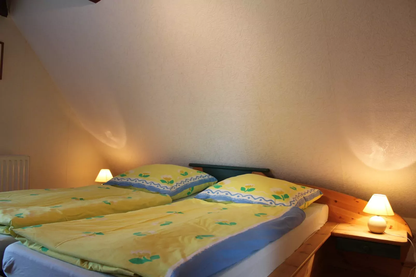 Andrea-Bedroom