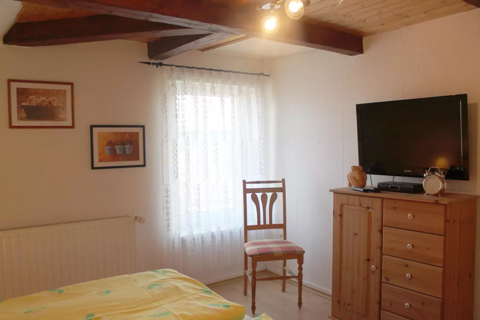 Andrea-Bedroom