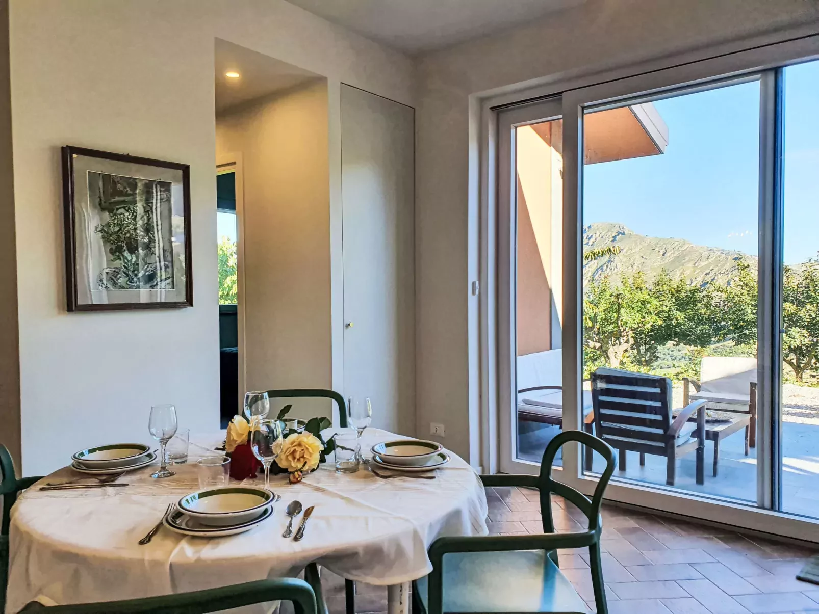 Favorita Suites Ginestra-Drinnen