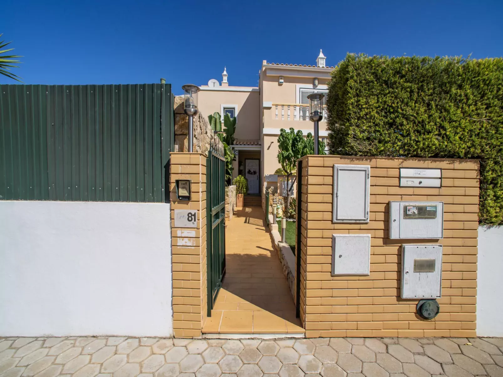 Bela Vista-Outside