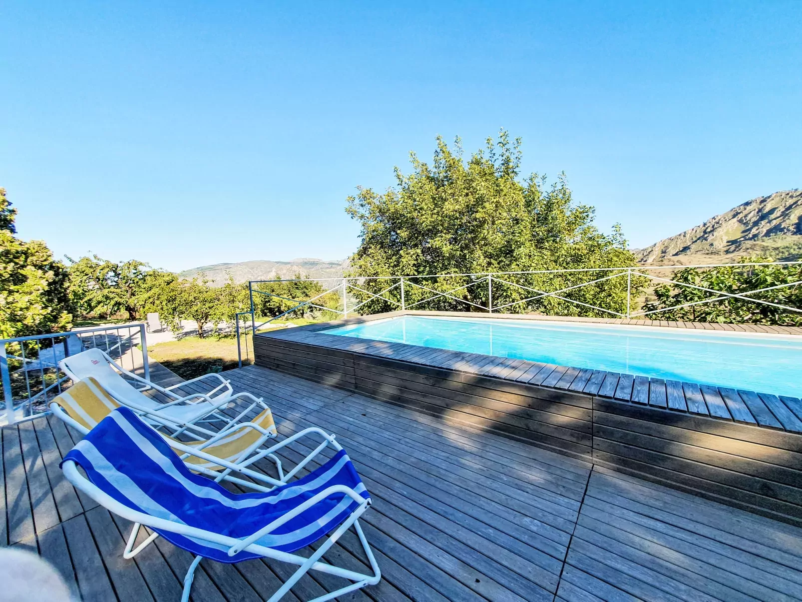 Favorita Suites Ginestra-Draußen