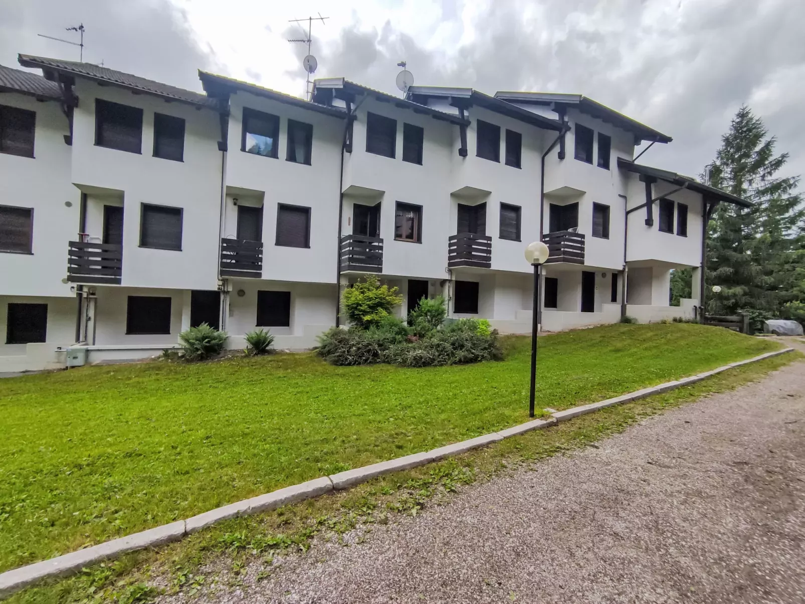 Family House-Dehors