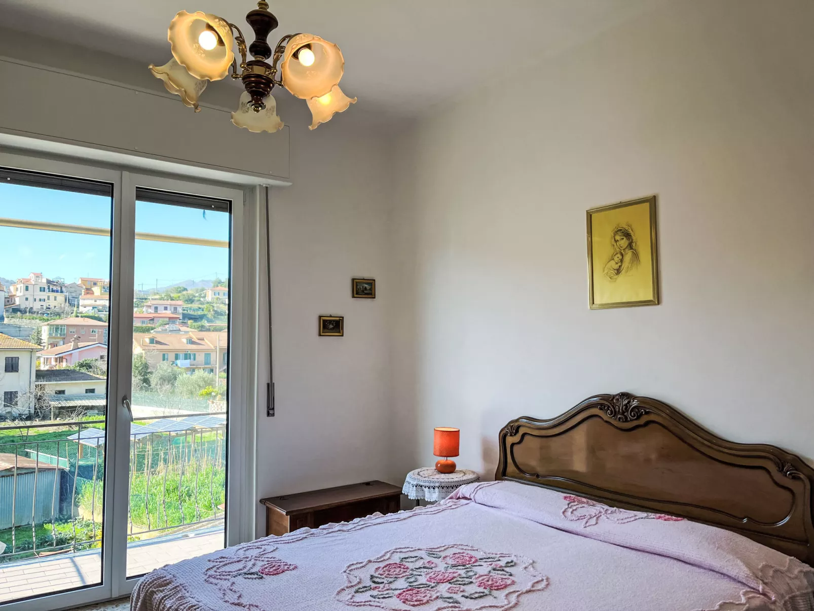 Casa Rosella-Inside