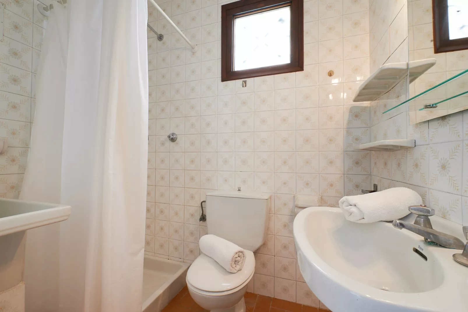 Lladó Pl.-Bathroom