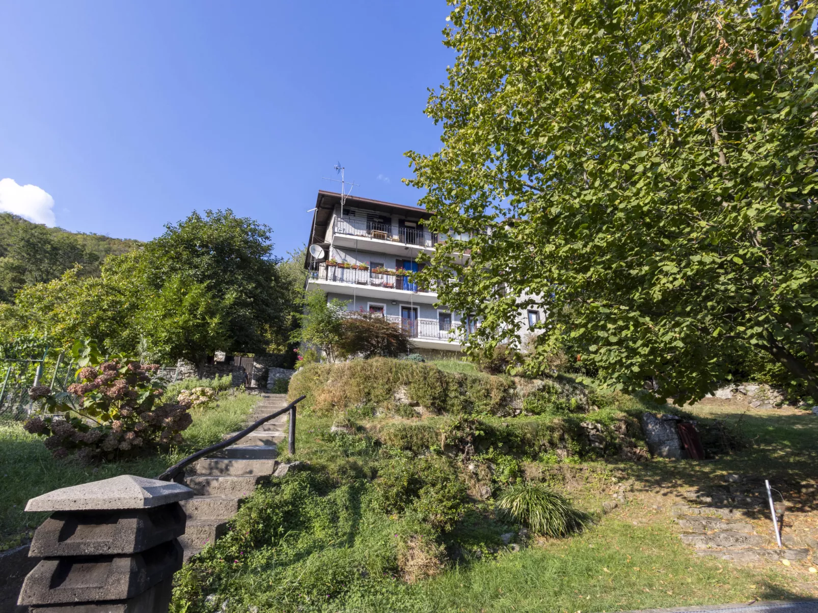 Casa Orai Mountain View-Draußen