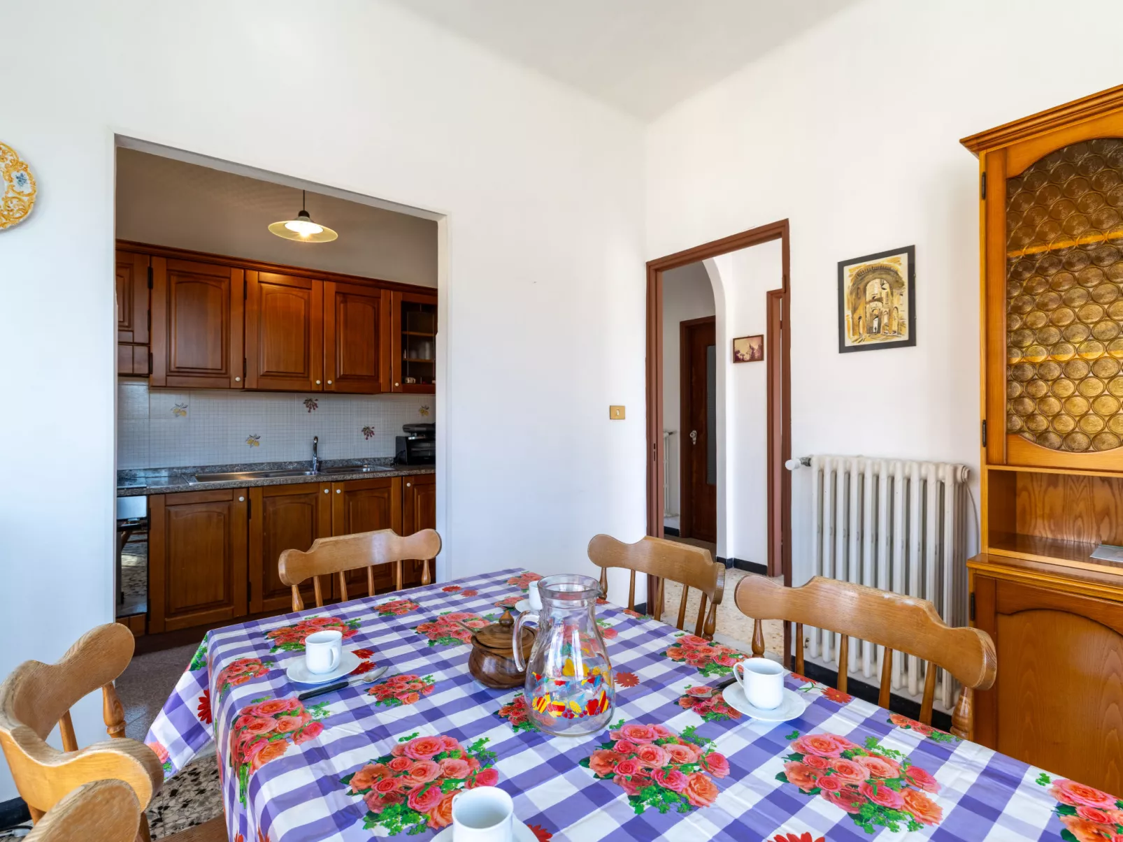 Casa Rosella-Inside