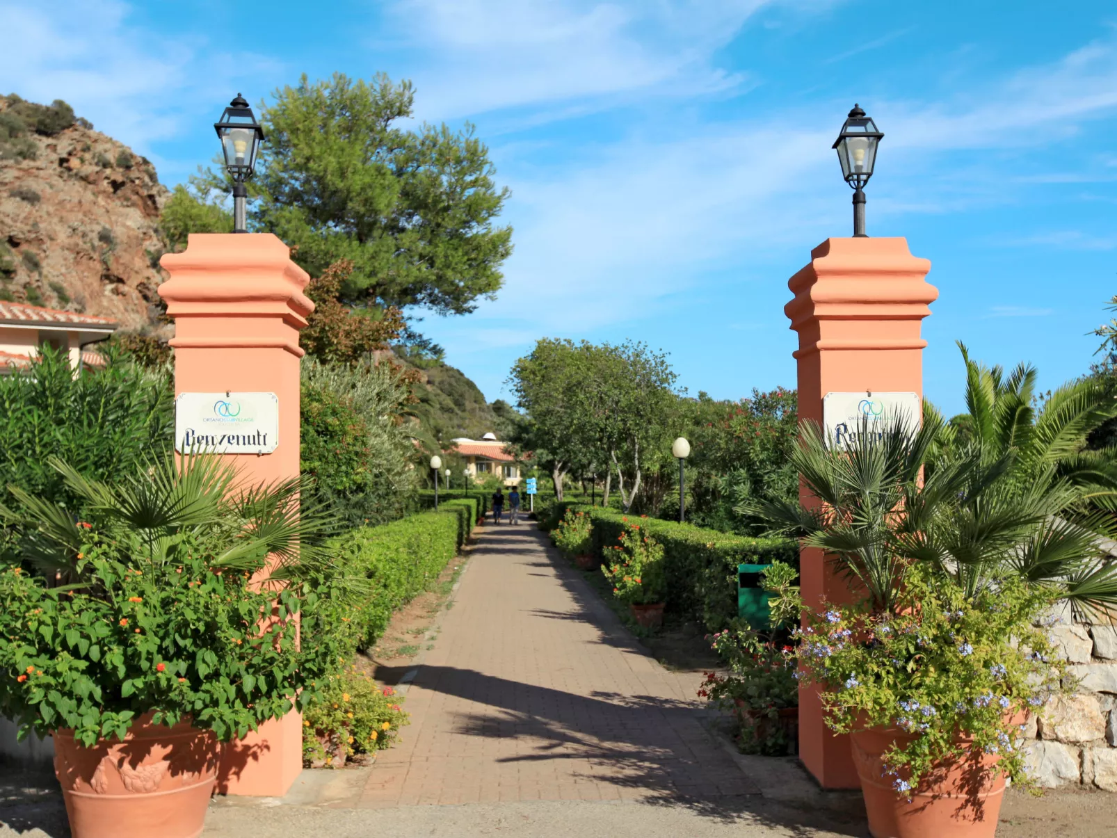 Ortano Mare-Outside