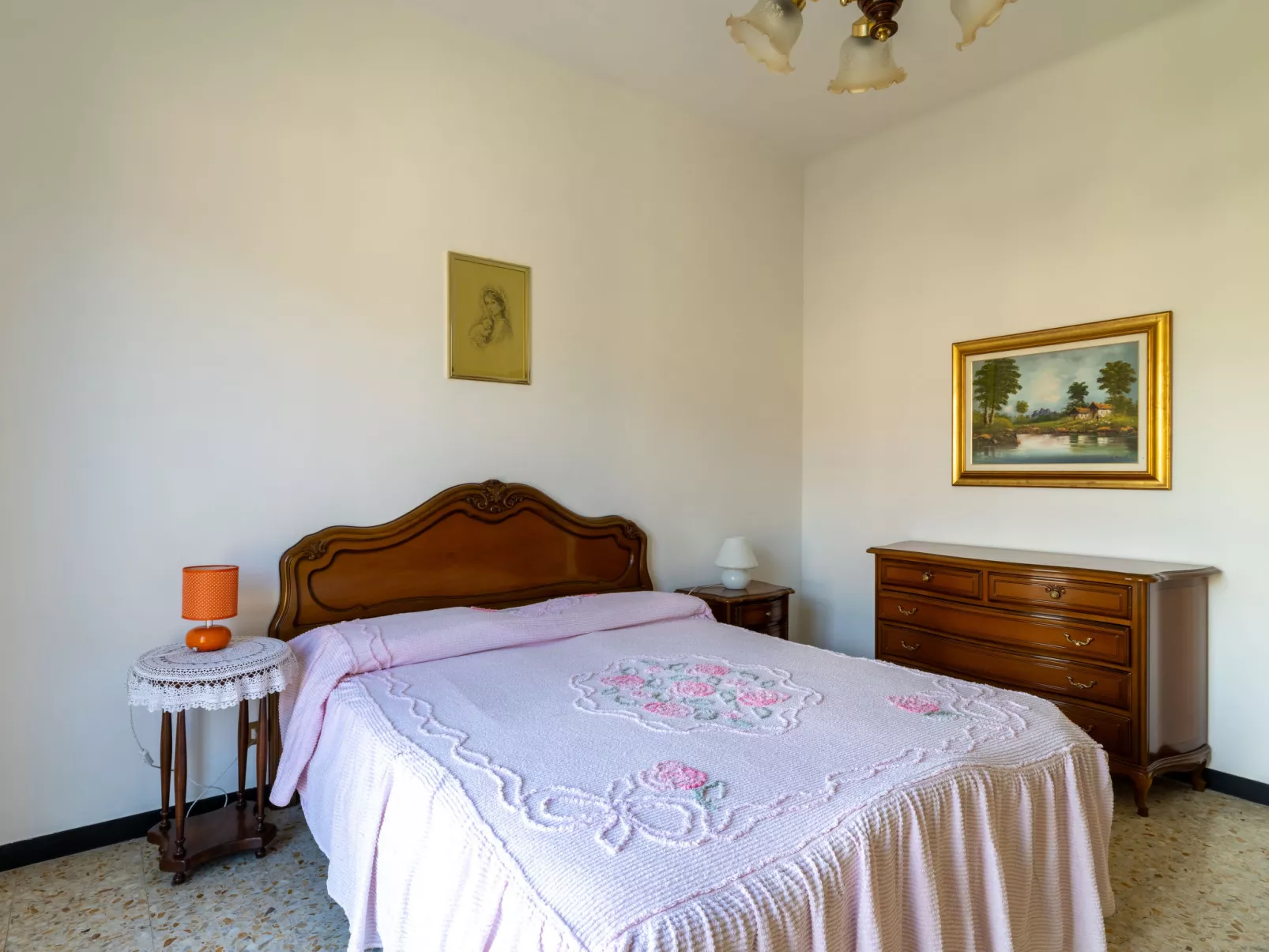 Casa Rosella-Inside
