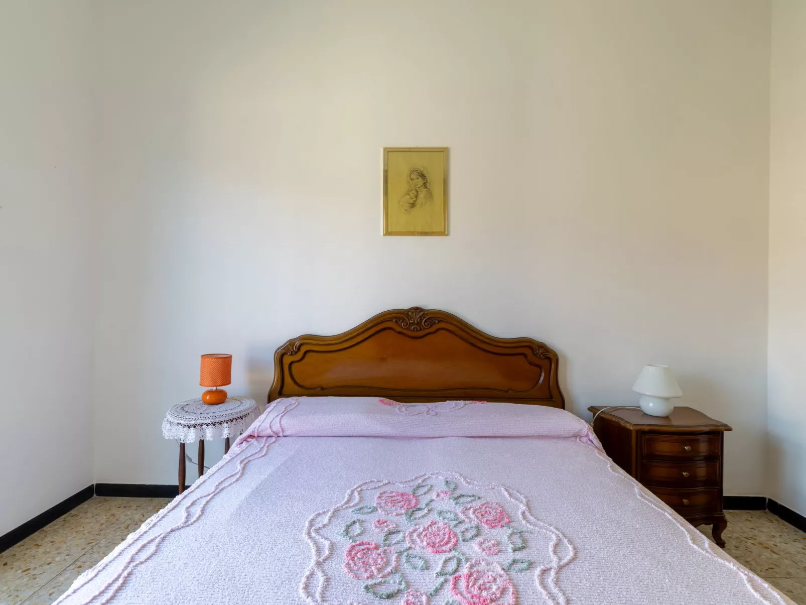 Casa Rosella-Inside