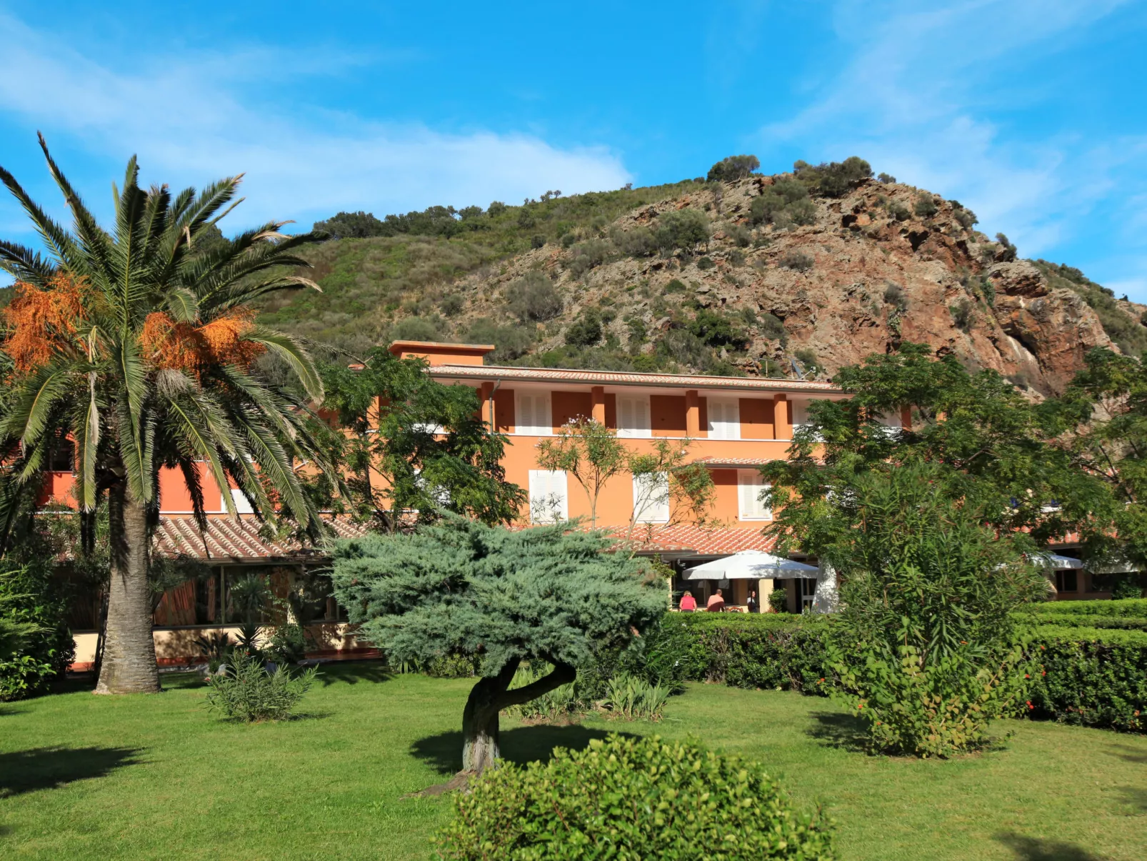Ortano Mare-Outside