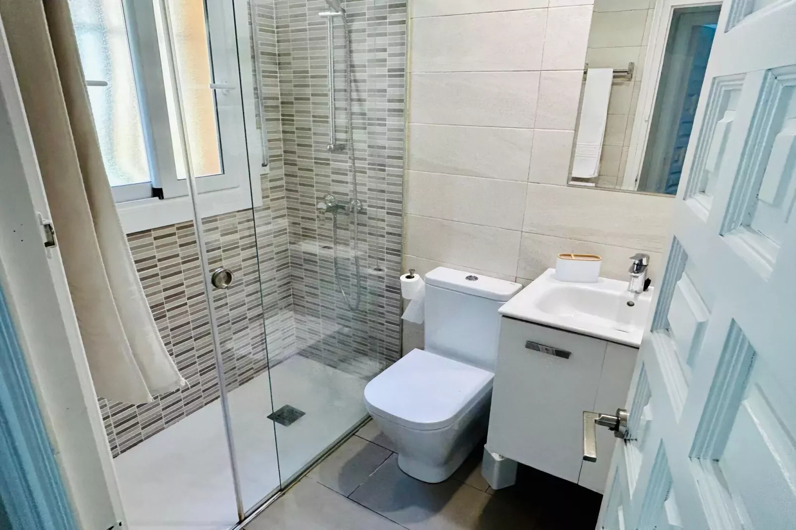 Illa 76-Bathroom