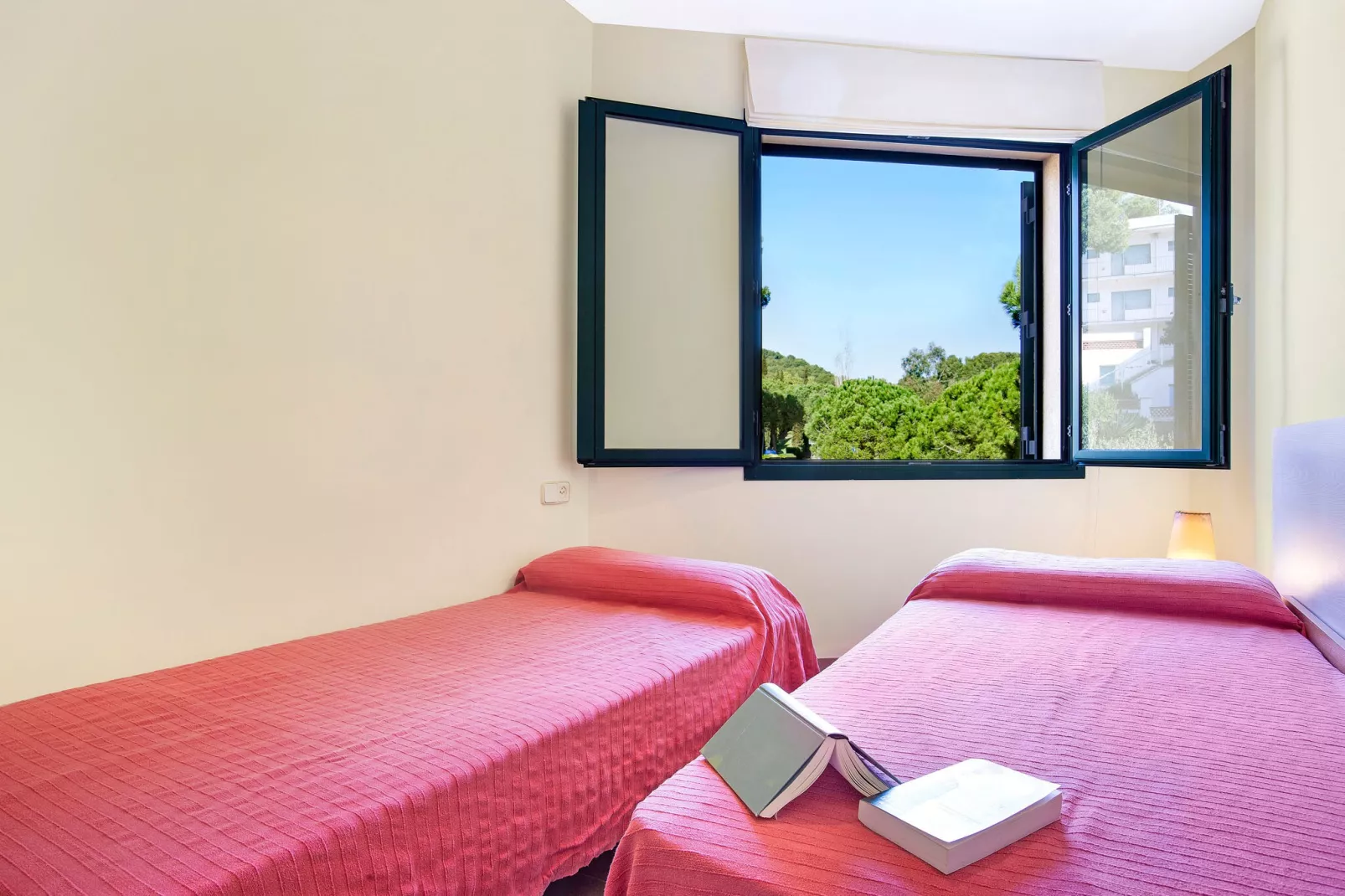 Ana 1-Bedroom