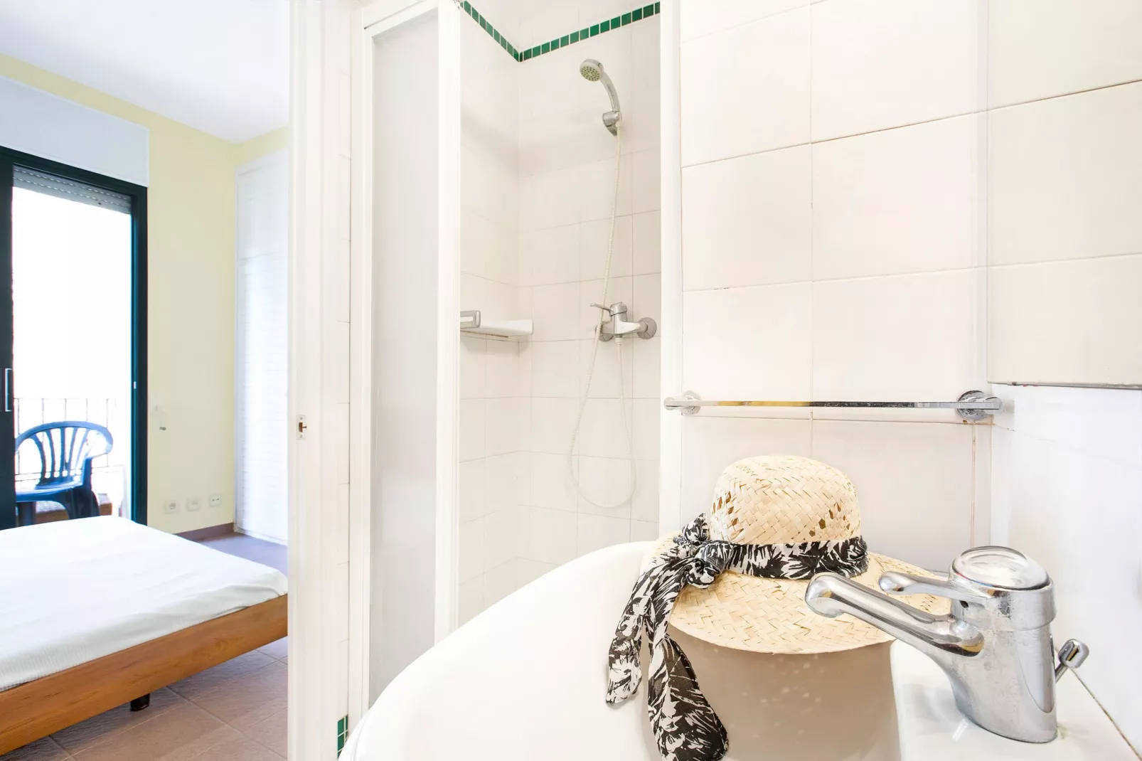 Ana 1-Bathroom