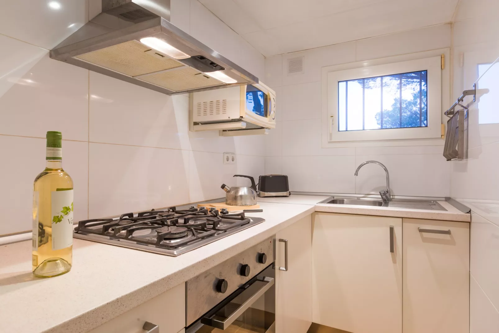 Ancora 03-Kitchen