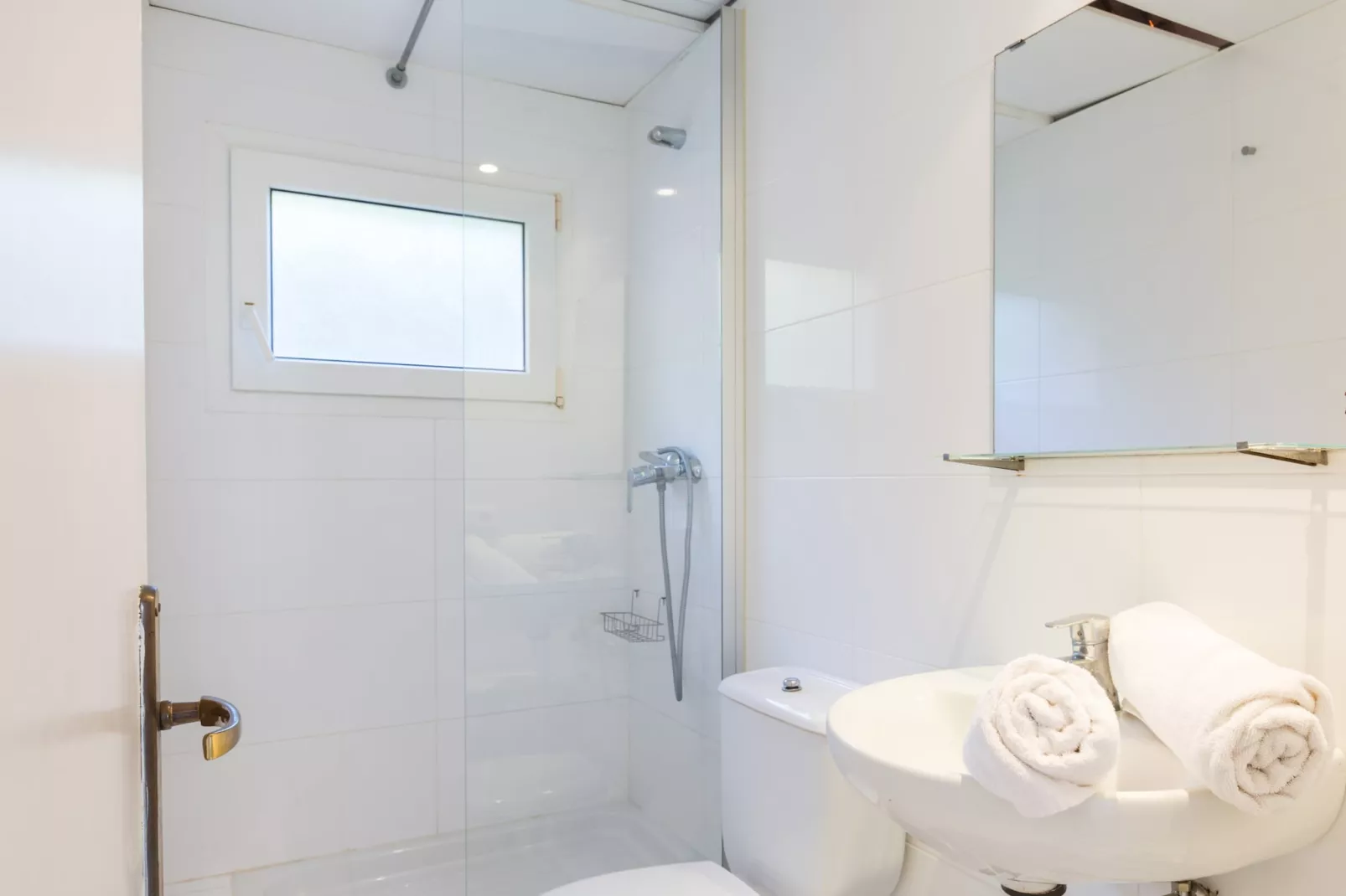 Ancora 05-Bathroom