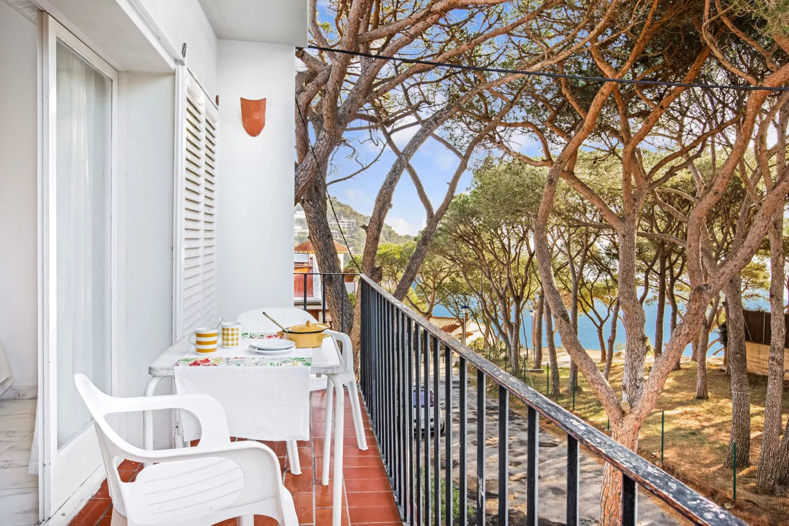 Ancora 09-Terrace balcony