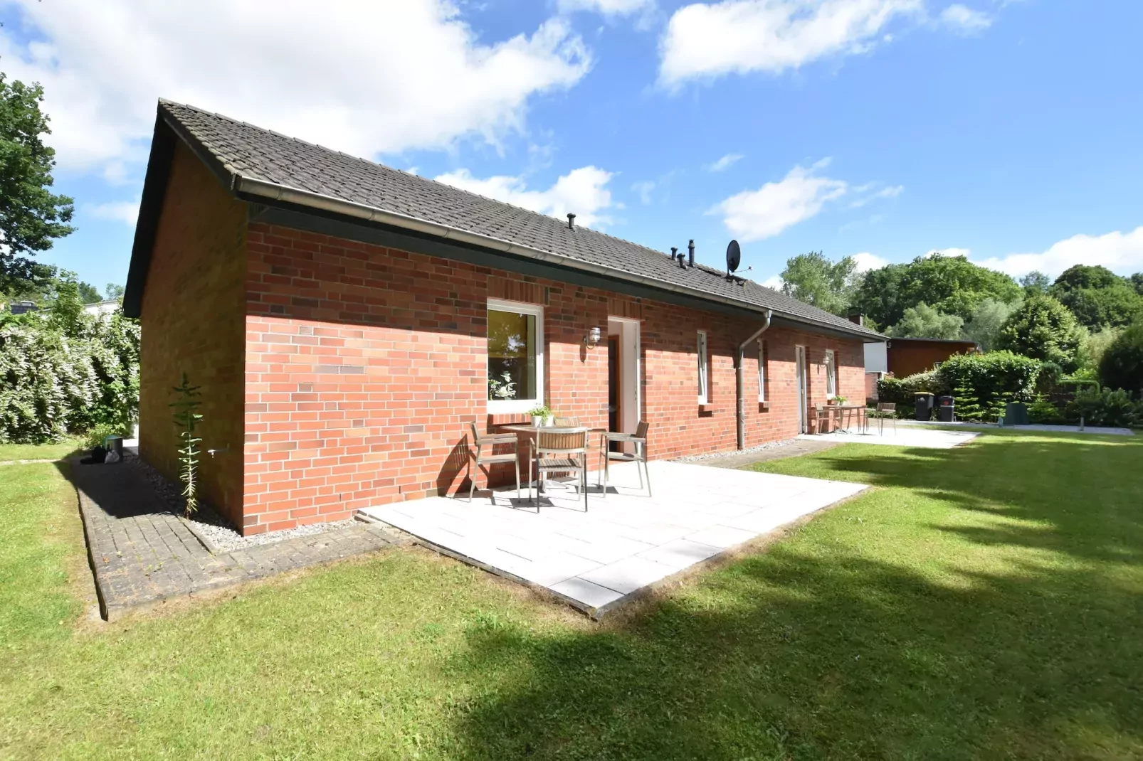Ferienhaus Thomas im Grünen II-Exterior summer