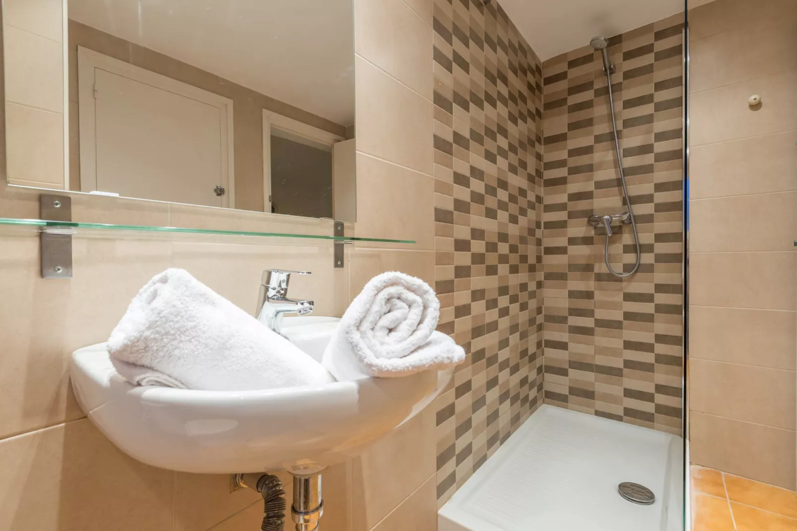 Barca-Bathroom