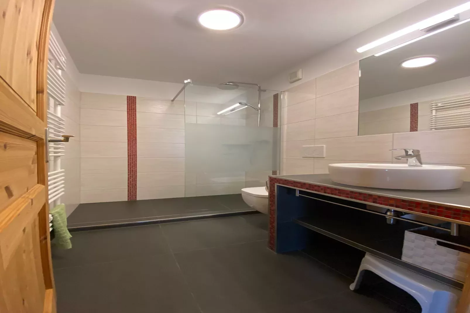XL Meerblick und Leuchtturm-Bathroom