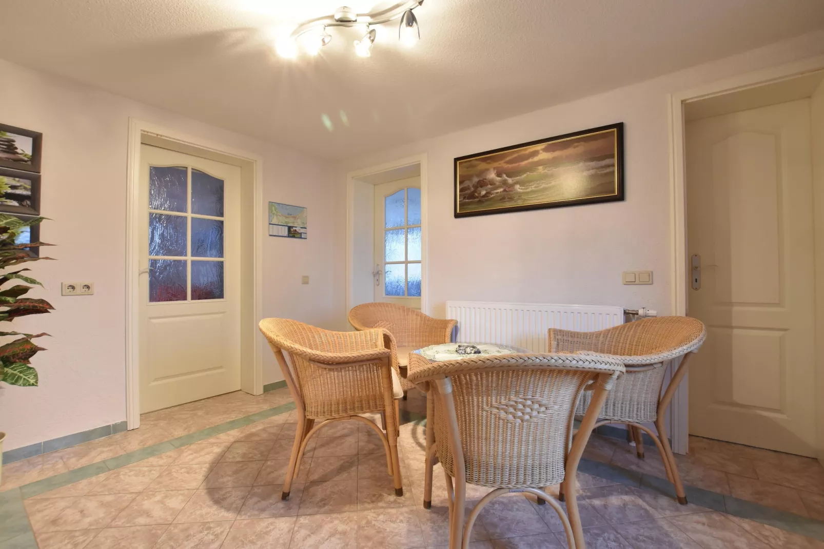Anja Nr 1-Dining room