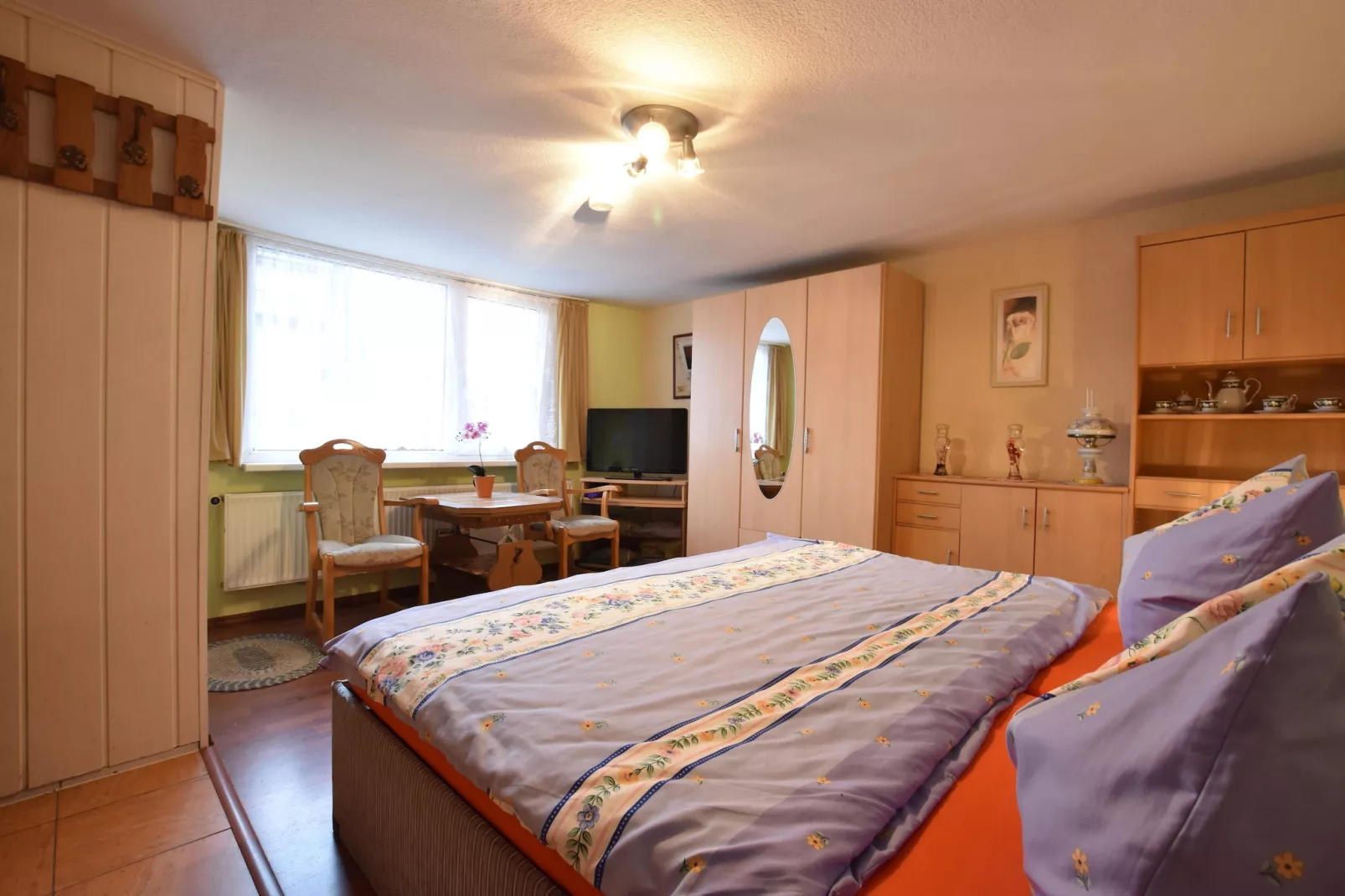 Anja Nr 3-Bedroom