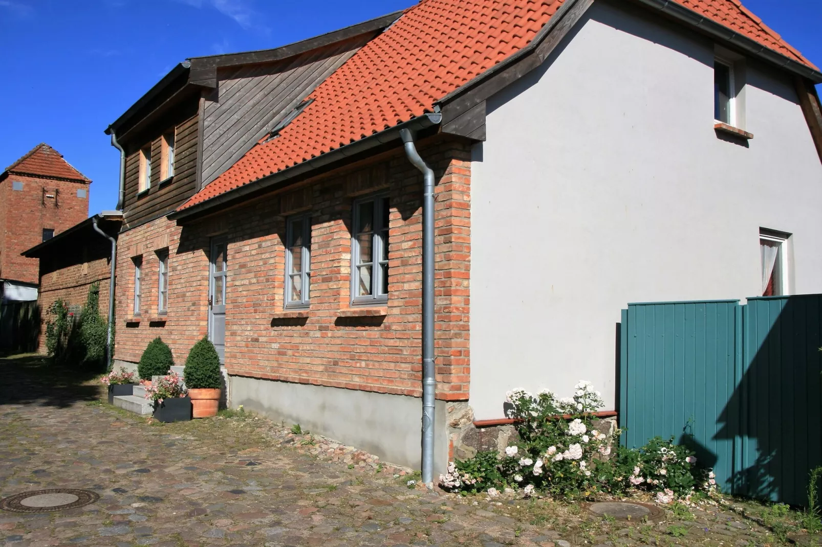 Stadthaus Klütz 3-Exterior summer