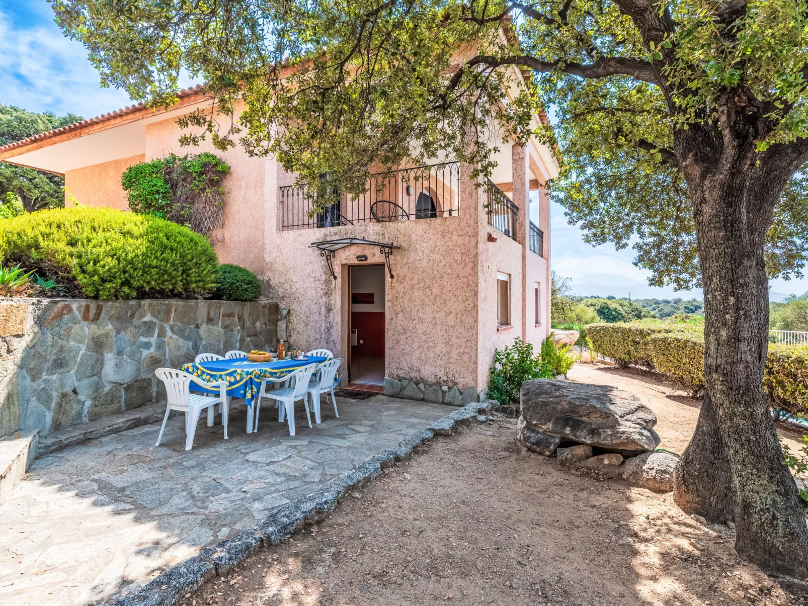 Casa Giulia I-Outside