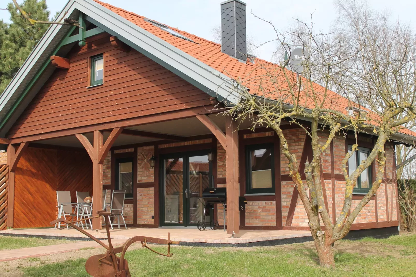 Ferienhaus Heidenholz-Außenbereich Sommer