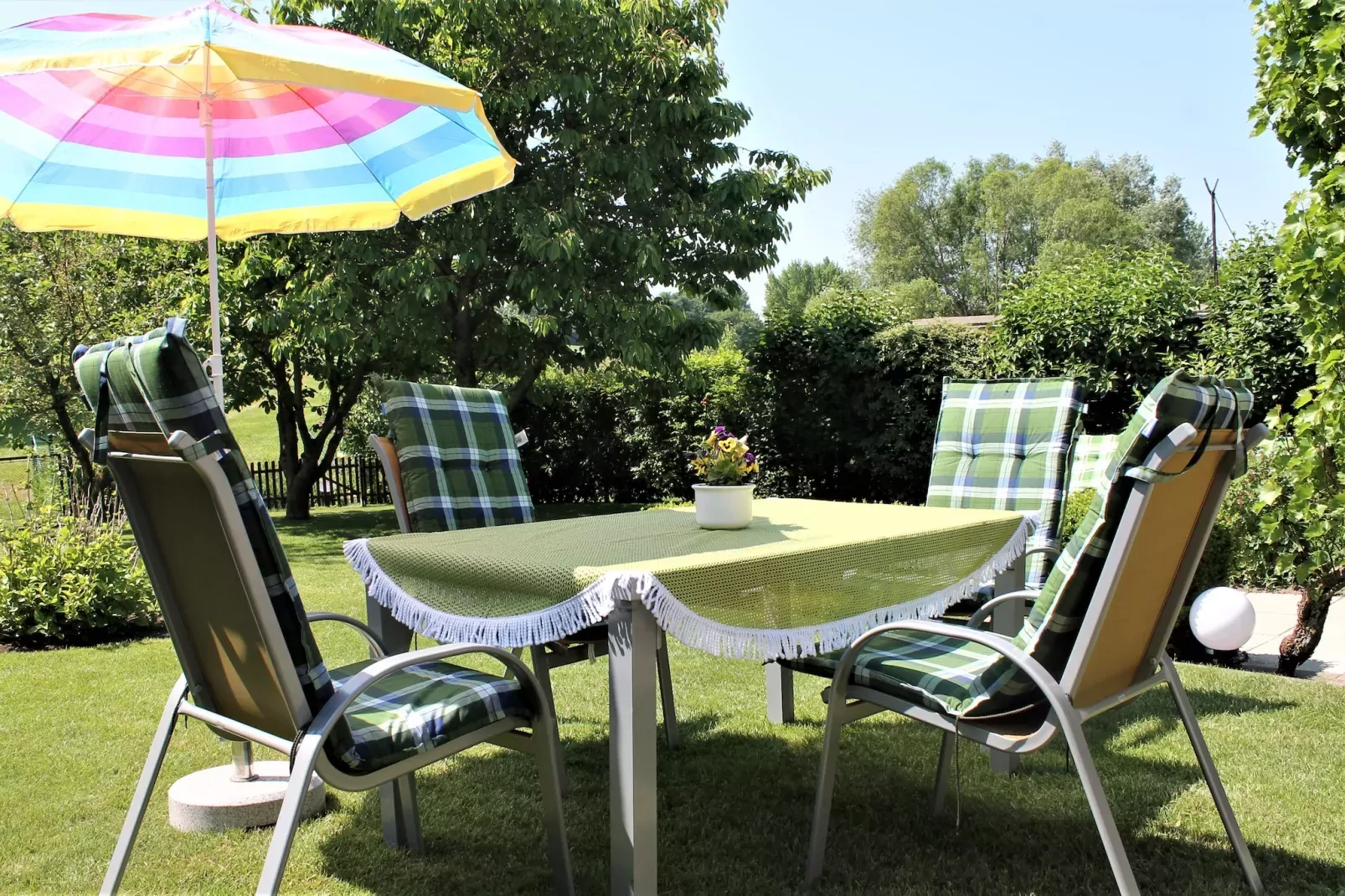 Gartenbungalow-Terrassenbalkon