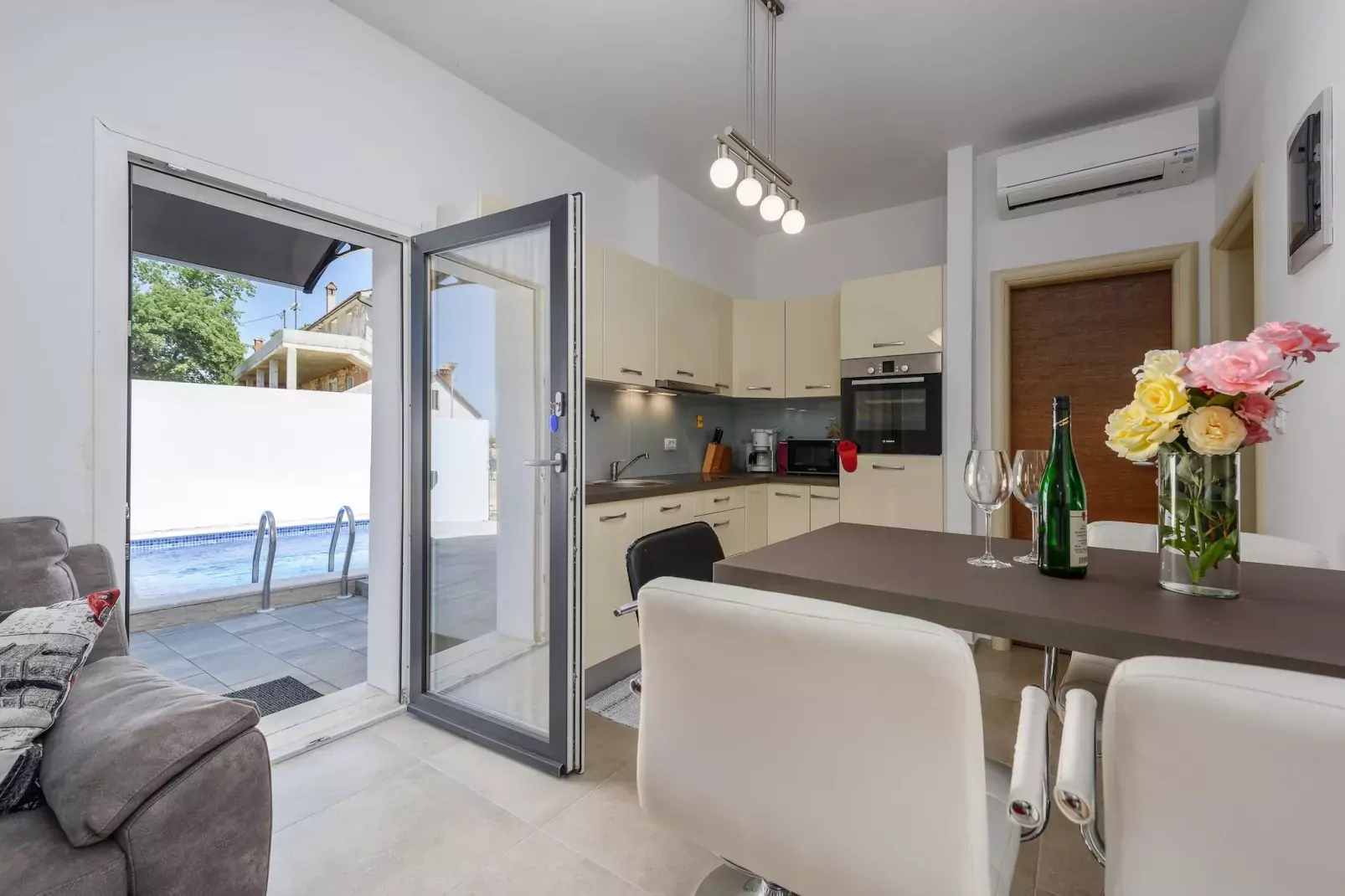 Apartment Vedran with heated pool, near Porec-Living room