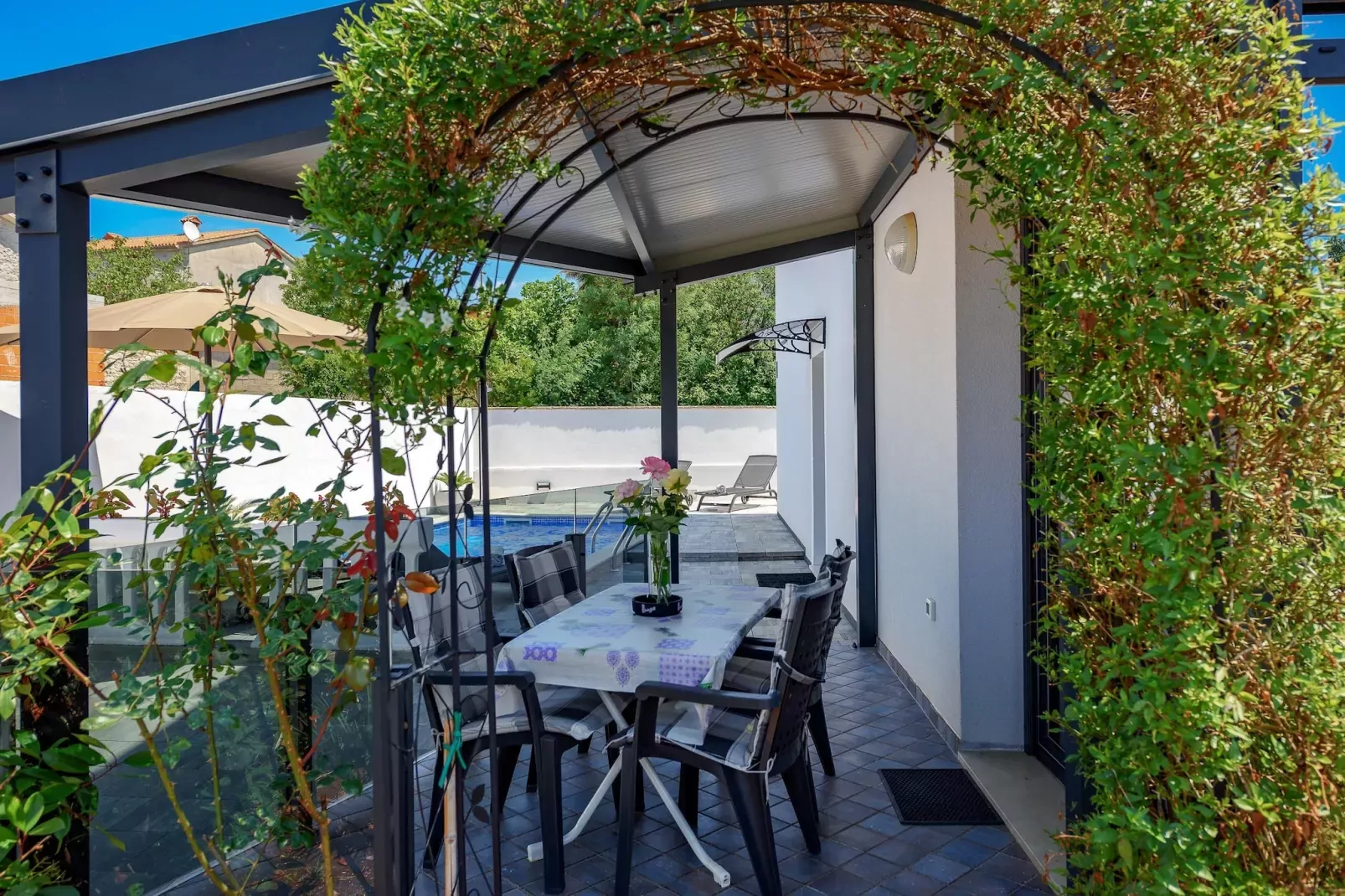 Apartment Vedran with heated pool, near Porec-Terrace balcony