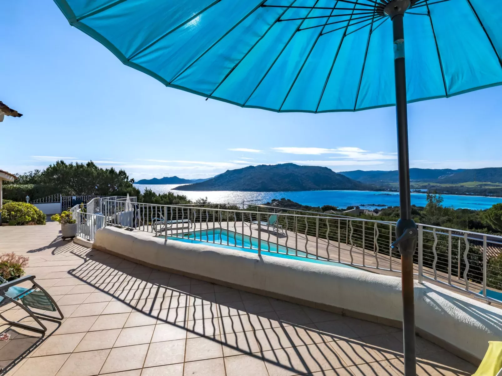 Villa Sallena-Outside