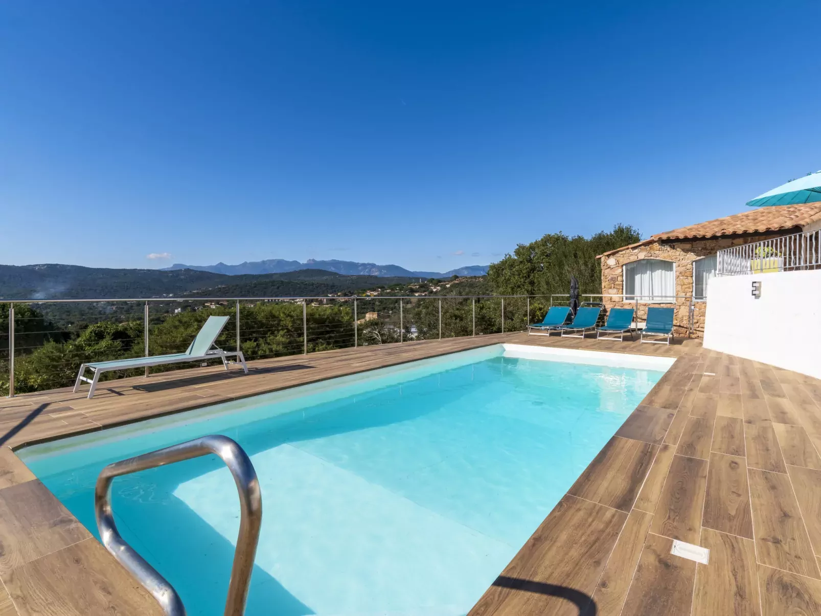 Villa Sallena-Outside