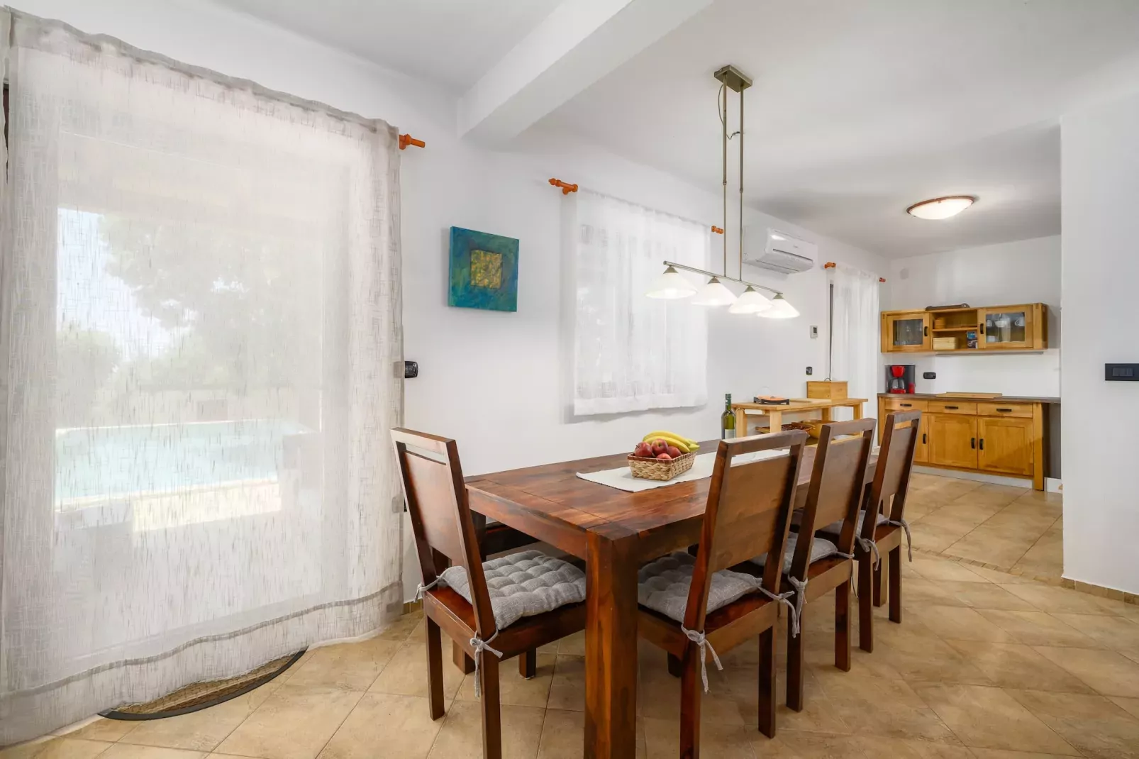 Villa Hrast Bacva-Dining room