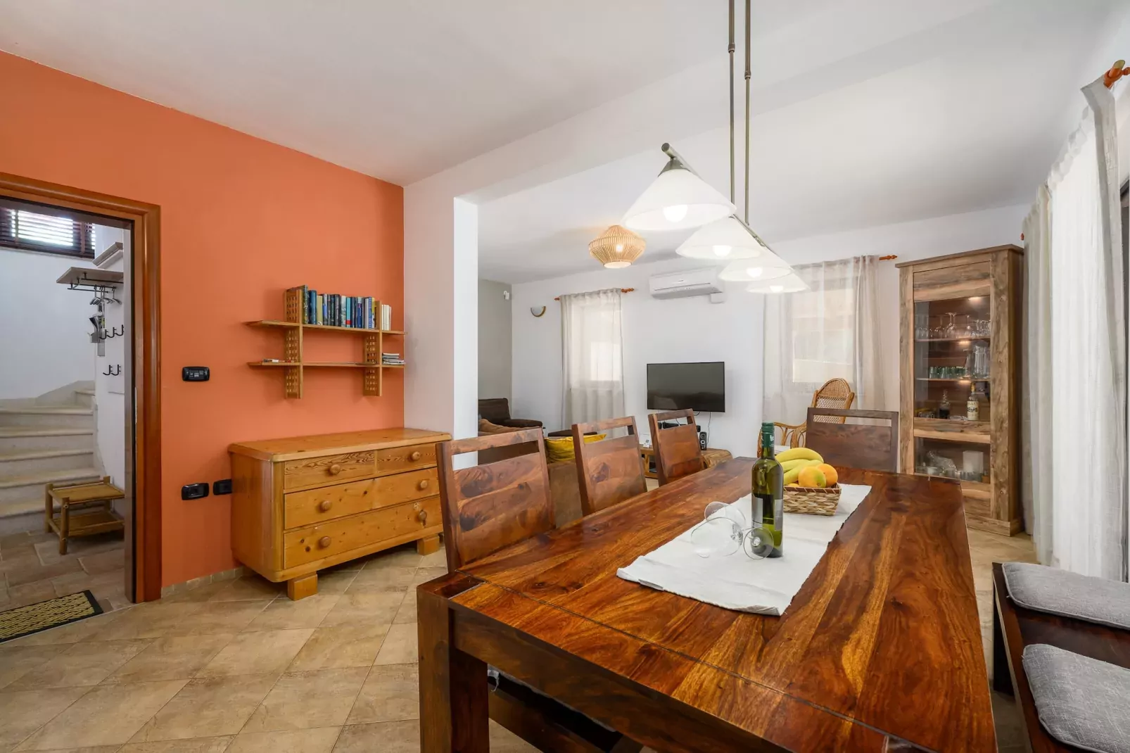 Villa Hrast Bacva-Dining room