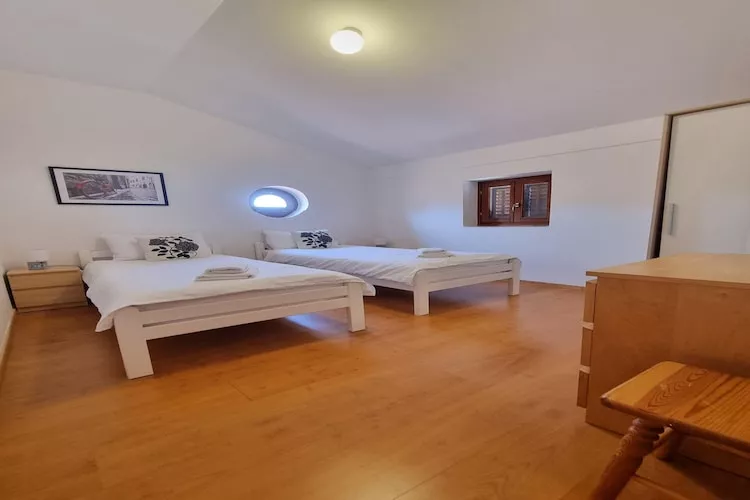 Cherry House-Bedroom