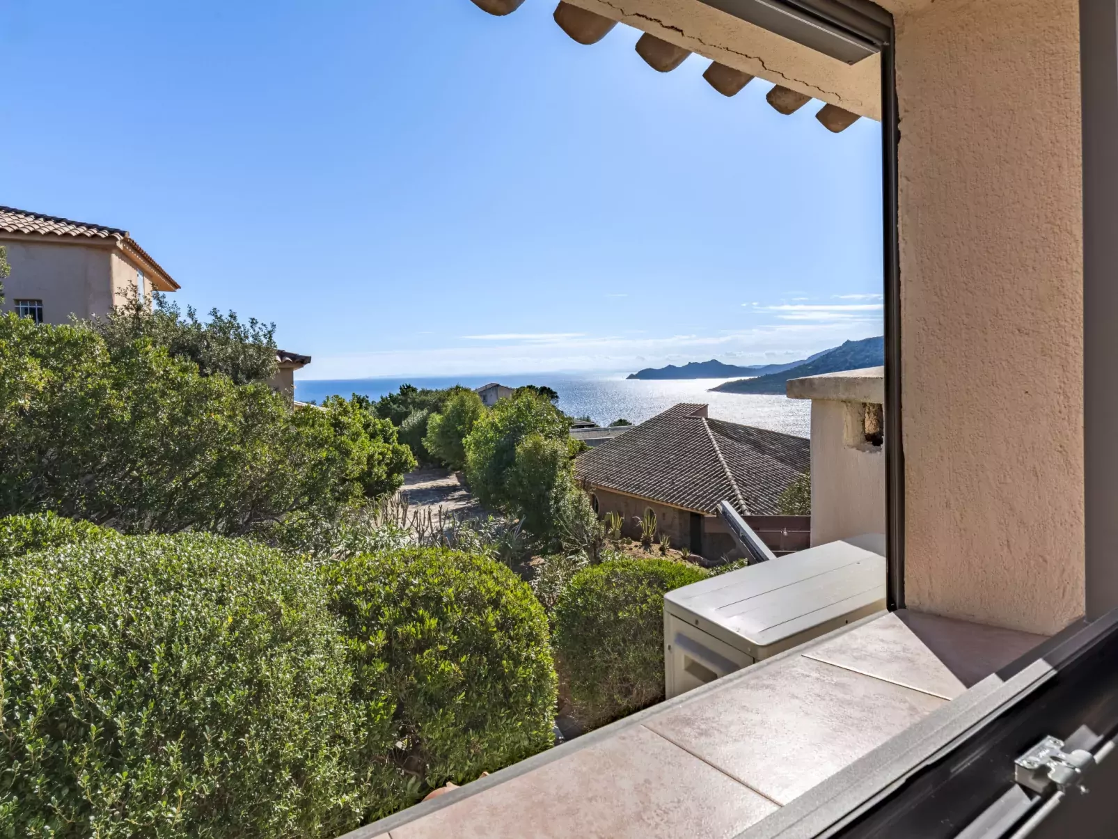 Villa Sallena-Outside