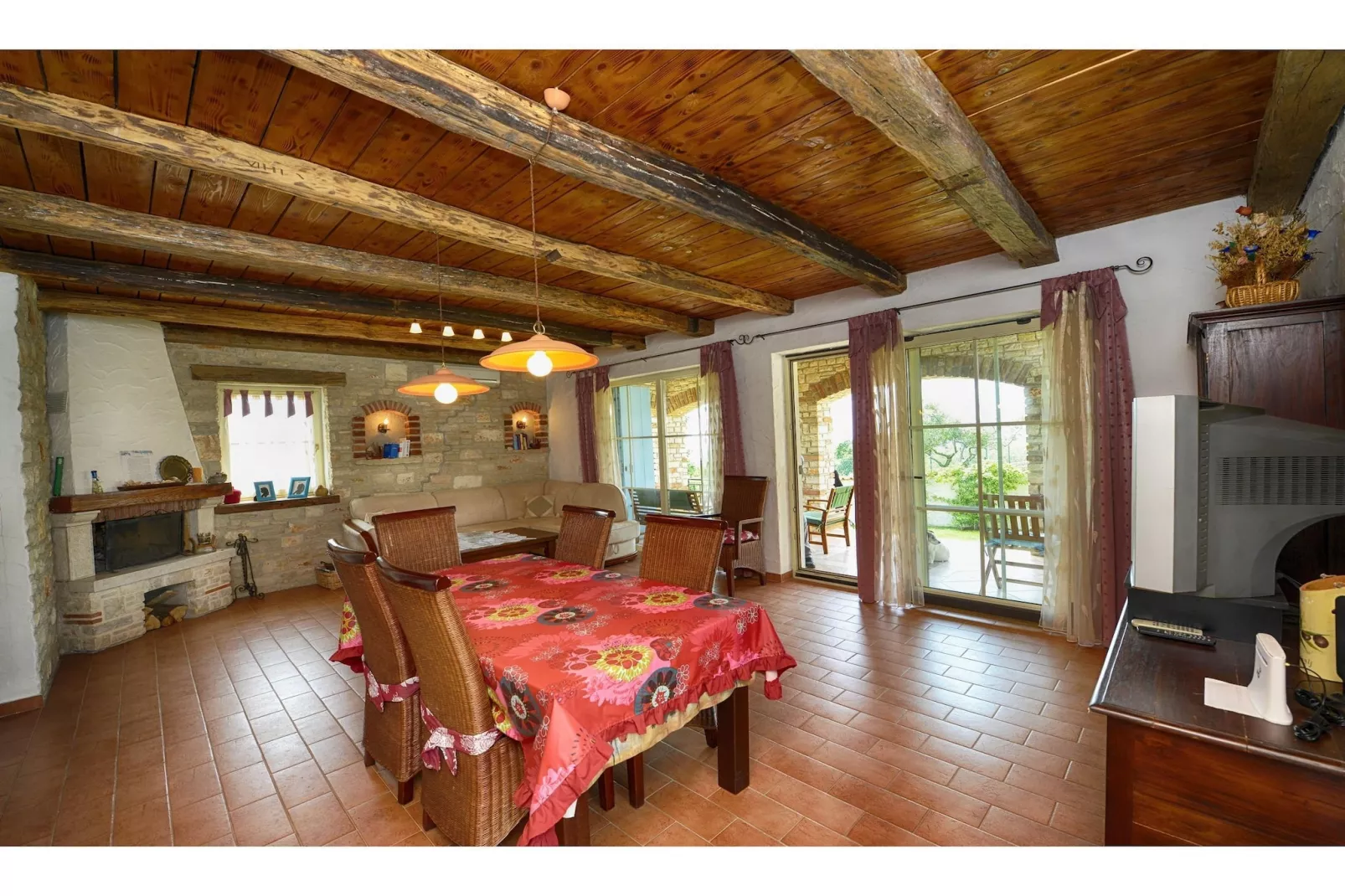 Villa Dany-Dining room