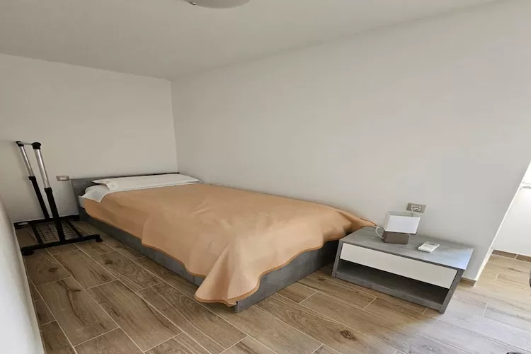 Casa Tadini-Bedroom