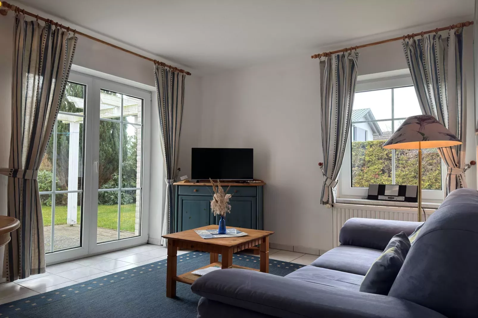 Die kleine Villa L-Living room