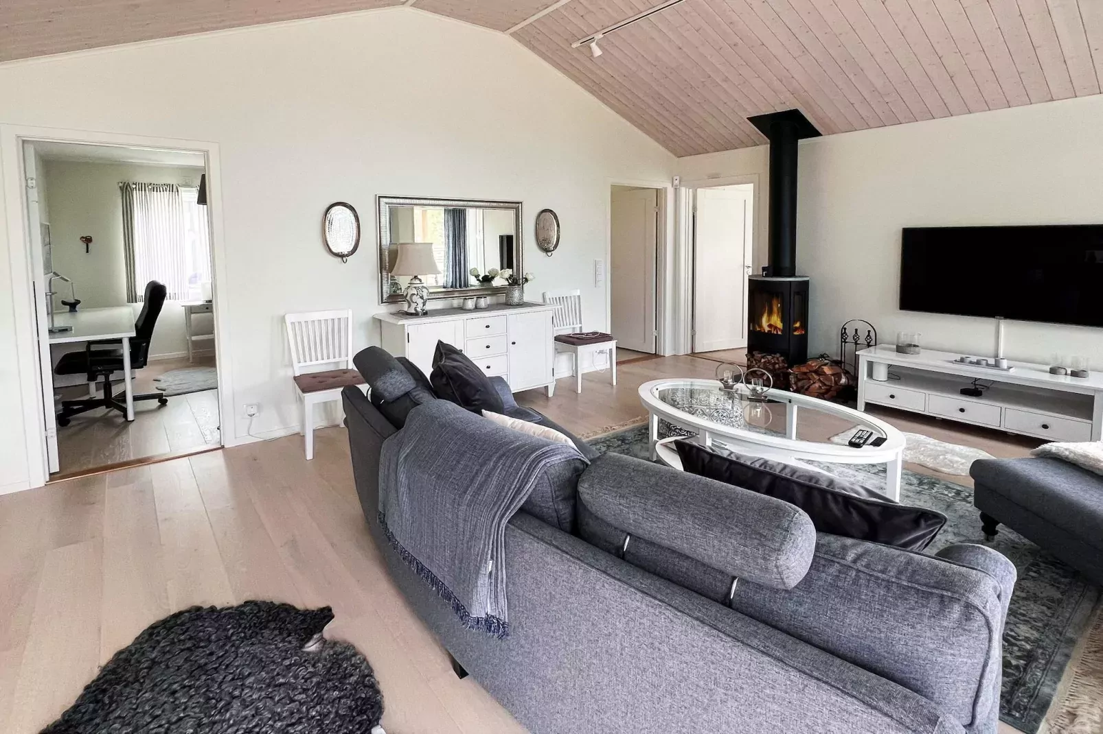 5 star holiday home in Ljugarn-Indoor