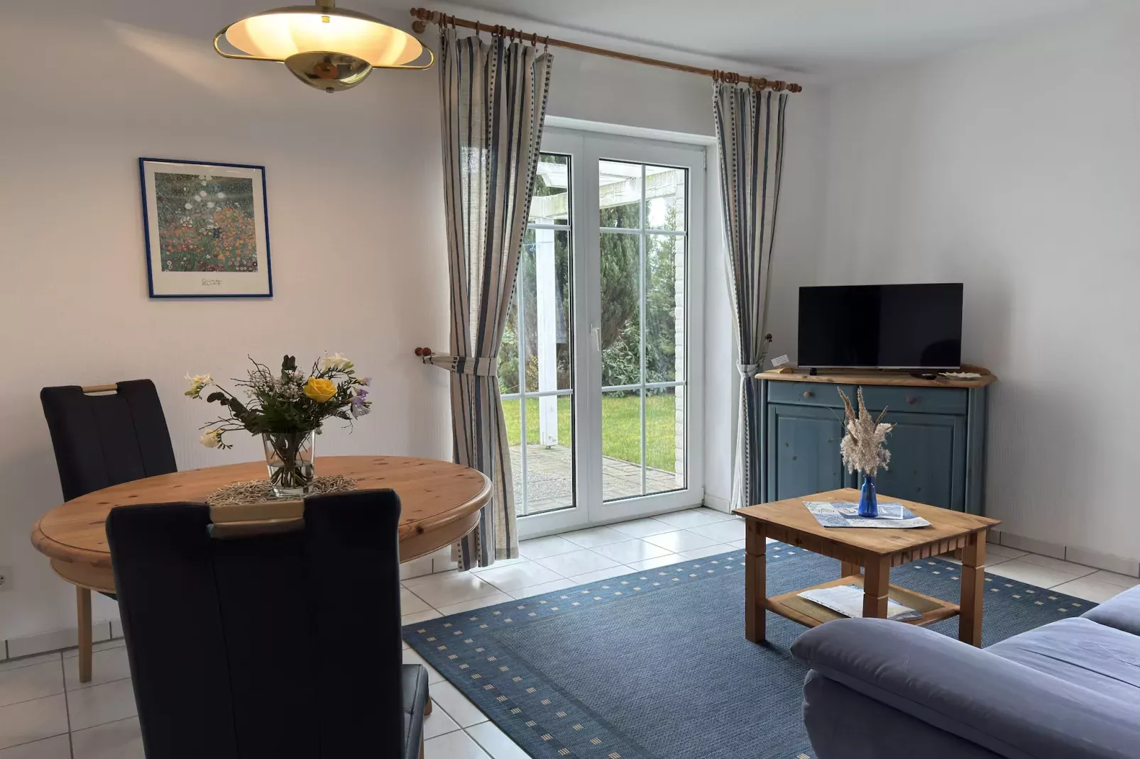 Arko 2 dicht am feinsandigen Strand-Living room