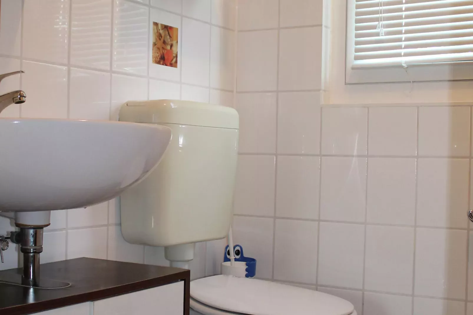 Landidyll im Gartenbungalow-Bathroom