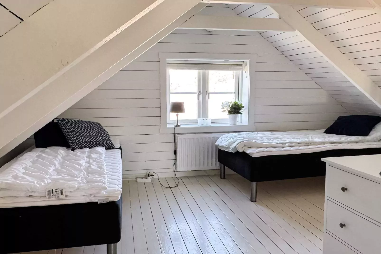 4 star holiday home in STENUNGSUND-Indoor