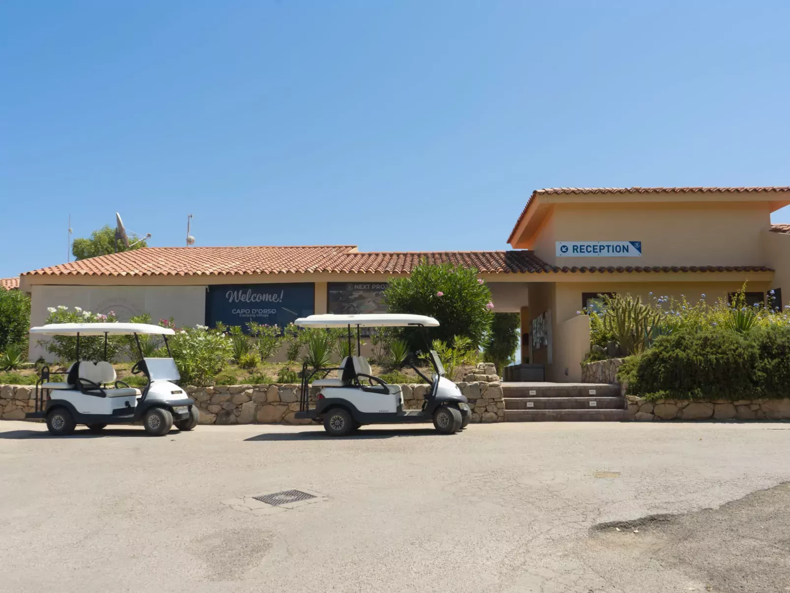 Camping Village Capo d'Orso-Inside